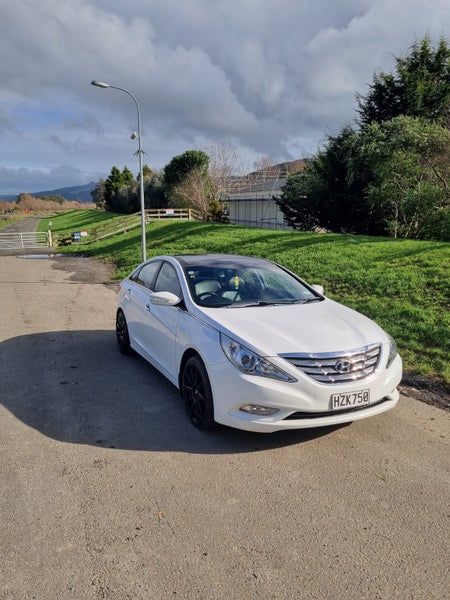 2011 Hyundai i45 Elite636125373569311110