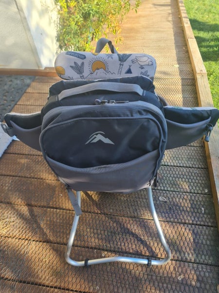 MacPac baby/child carrier Carousel 1