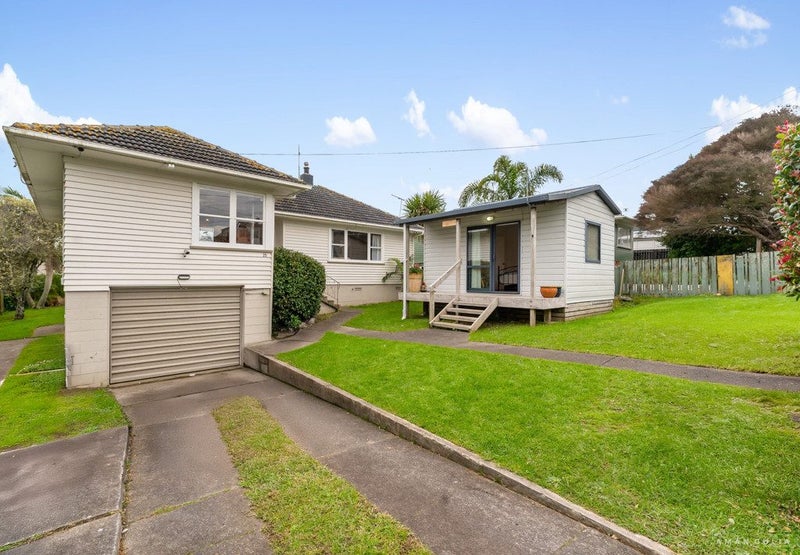 Image 1 of 20