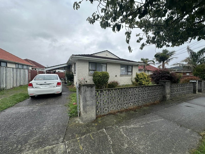 Image 1 of 8