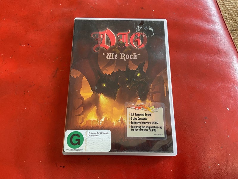 Dio - We Rock Carousel 1