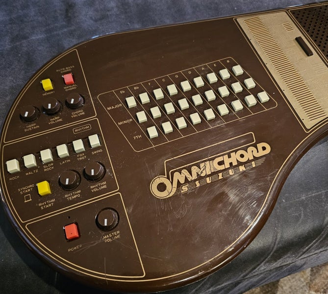 Omnichord OM27 Carousel 2
