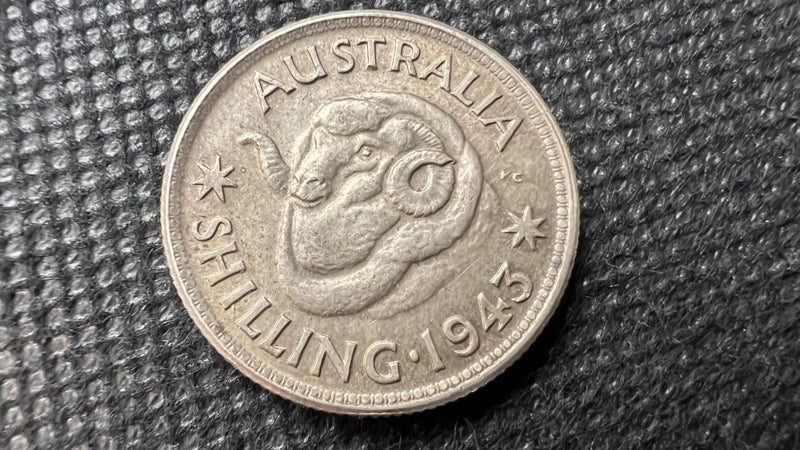 1943-M Australian One Shilling Silver Coin - Higher Grade - Lot E642 Carousel 1