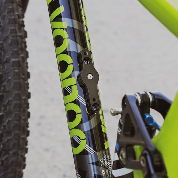 CyclingDeal Twistable Bike Water Bottle Cage Adapter with Bottle Cage Carousel 7