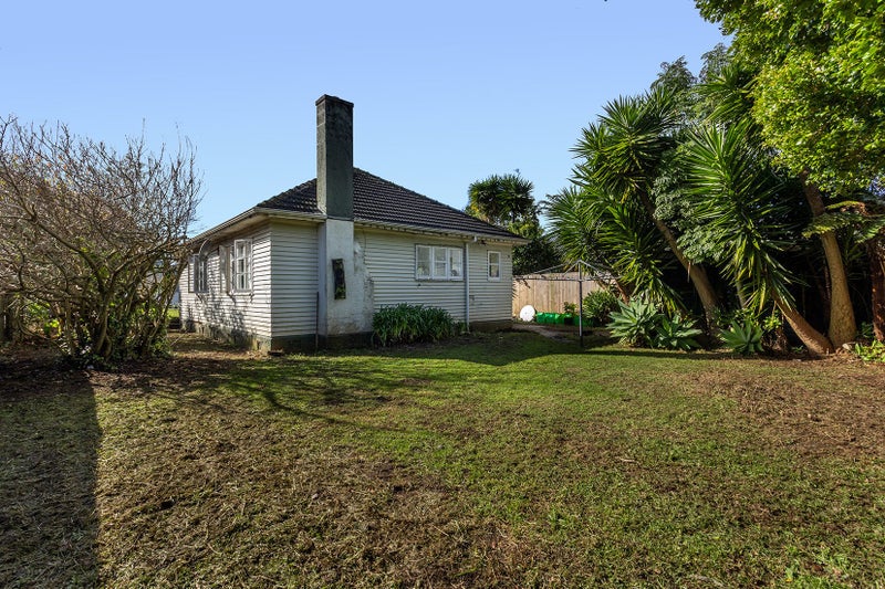 Priced to Sell! Develop or Land Bank 835m2 (MHU)64680203348610114