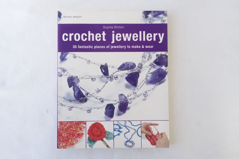 Crochet Jewellery: 35 Fantastic Pieces of Jewellery to Make & Wear (SKU BK47 Carousel 1