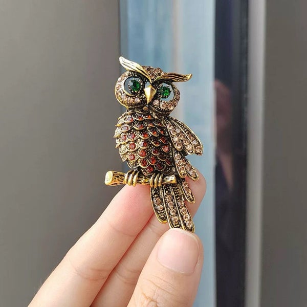 Vintage Owl Brooch – Sparkling Statement Accessory Carousel 2