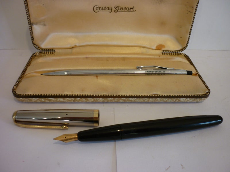 CONWAY STEWART 14CT NIB FOUNTAIN PEN + PROP PENCIL. Carousel 9