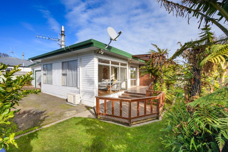 Image 1 of 25