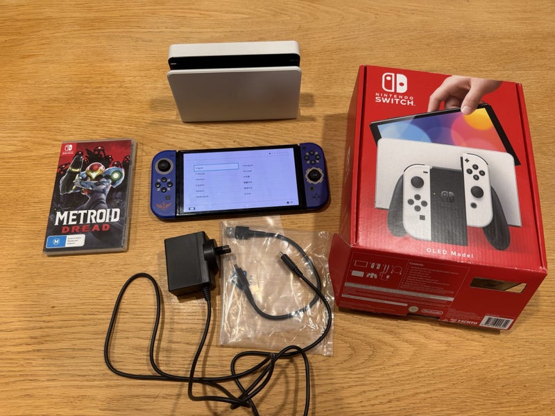 Nintendo Switch OLED Carousel 1