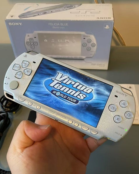 Rare Boxed PSP2000 Felicia Blue with 6.60 PRO-C 32G MS In Original kits Carousel 2