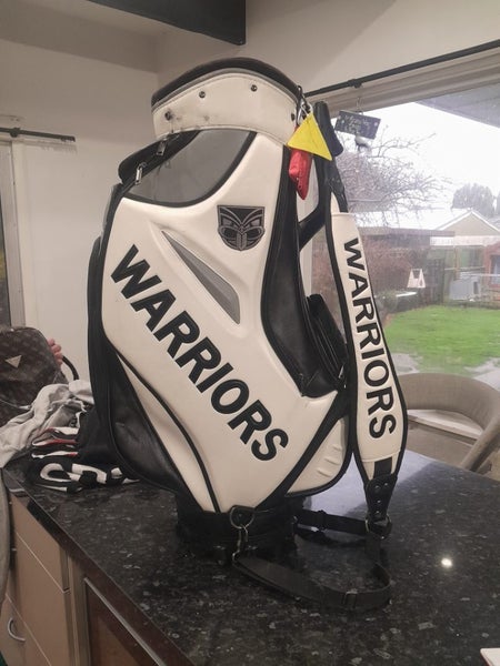 Warriors golf bag Carousel 1