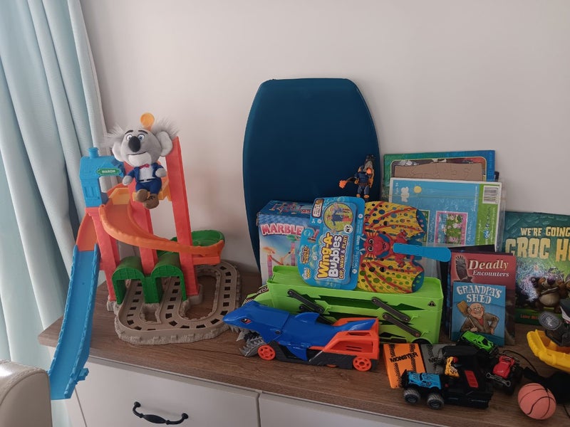 Bulk buy toys Carousel 1