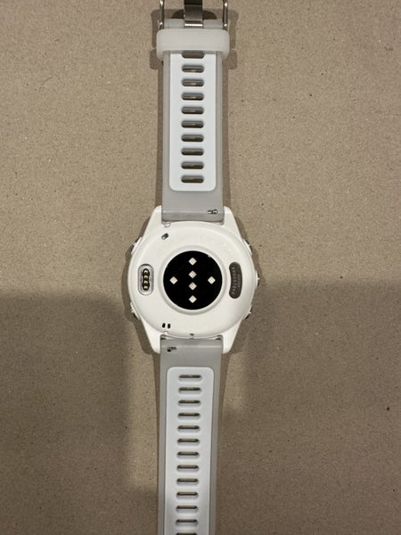 Garmin Forerunner® 570 | 42mm Carousel 10
