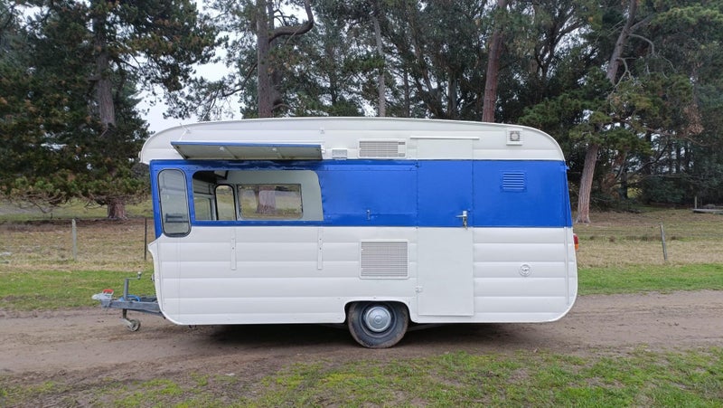 Food caravan Carousel 1