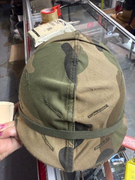 Military helmet Carousel 4