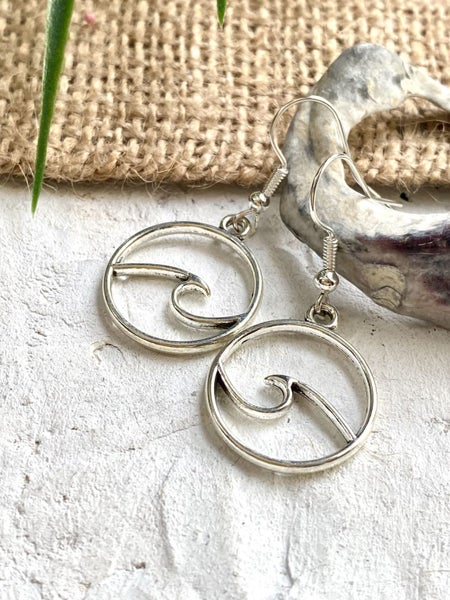 Surfer Style Beach Wave Pendant Earrings Carousel 2