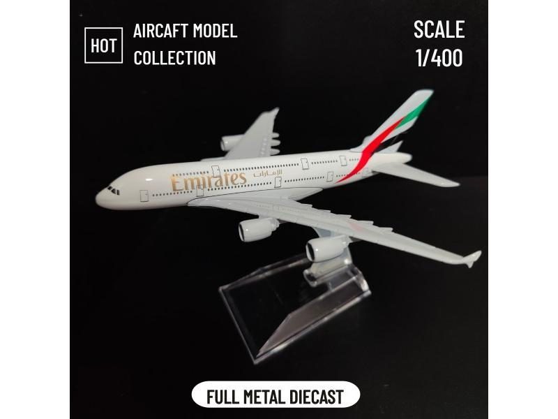 Scale 1:400 Metal Aircraft Replica Emirates Airlines A380 B777 Airplane Diecast Carousel 2