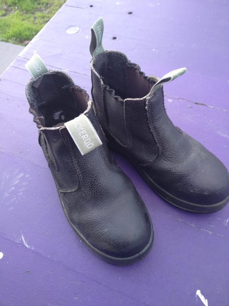 Boys leather Jackeroo boots steel caps size 4 Carousel 1