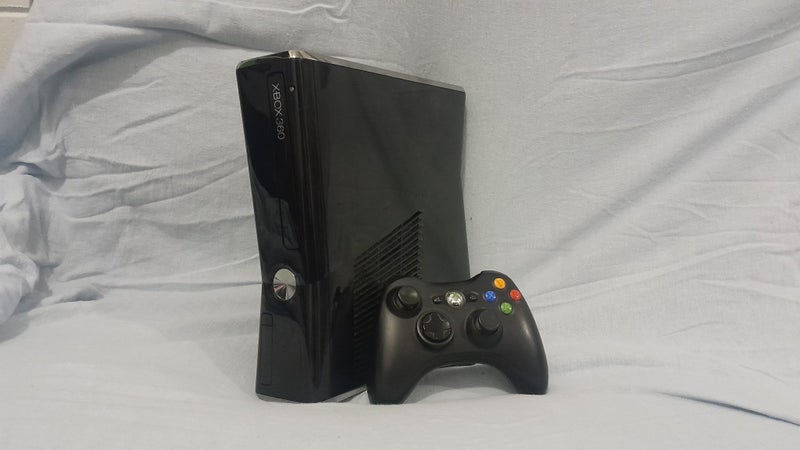 MODDED Xbox 360 S 250GB + Controller *AFTERPAY* Carousel 1