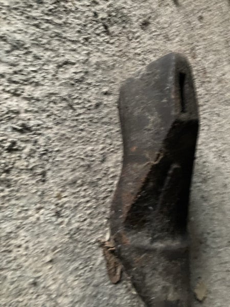 Vintage cobbler shoe last - Carousel 2