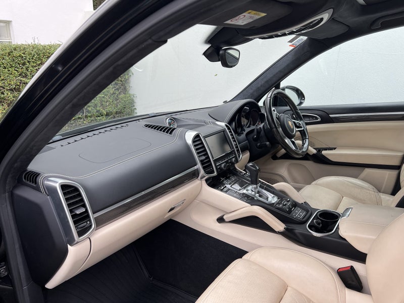 2016 Porsche Cayenne Gts63612539893378114