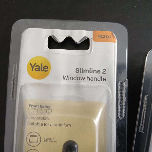 YALE SLIMLINE 2 BLACK WINDOW HANDLES MC243L Carousel 2