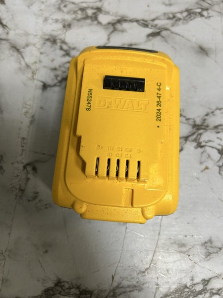 Dewalt battery 18V 5.0AH Carousel 1