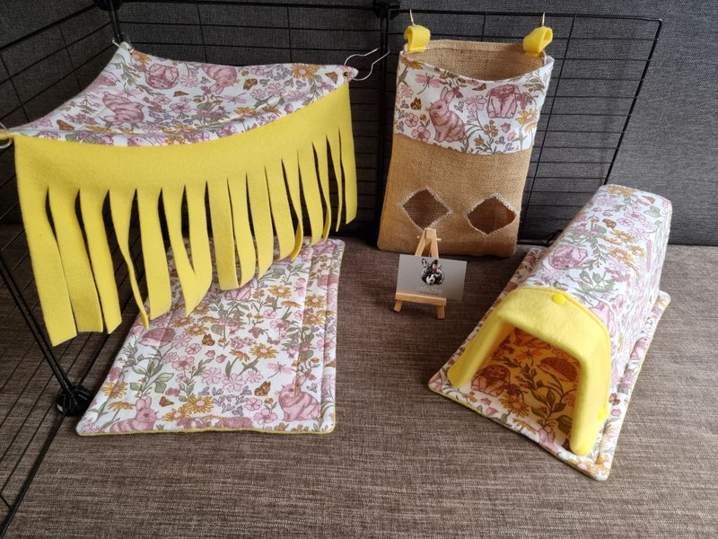 Guinea Pig Snuggle Set – 5-Piece Cozy Living Set for guinea pigs and small pets Carousel 1