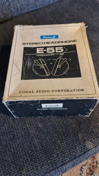 Coral E-55 stereo Headphones Carousel 2