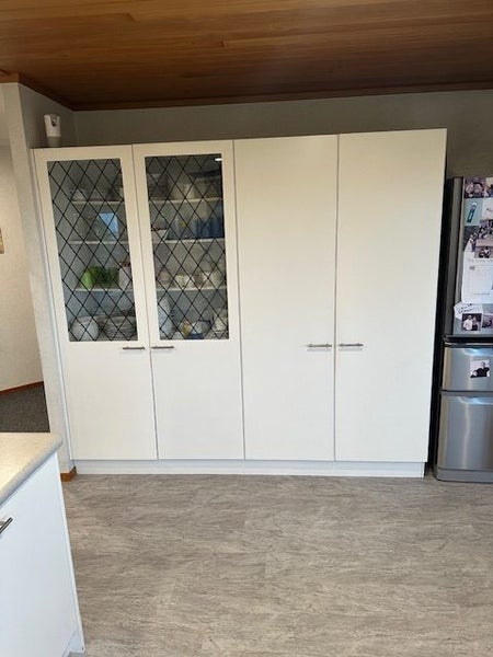 Kitchen Carousel 2