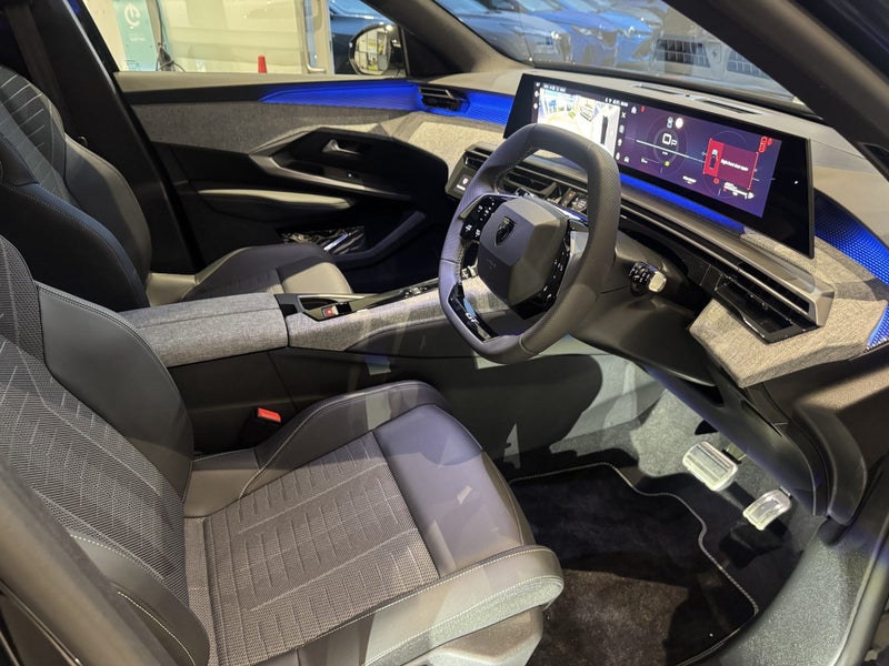 2025 Peugeot 5008 Gt Mhev63612540393346111