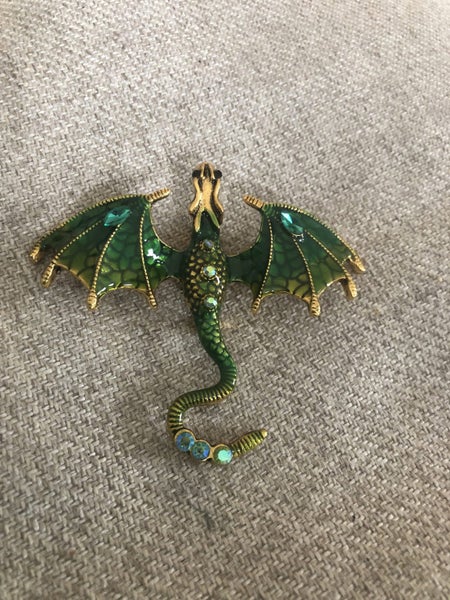 Dragon Brooch Carousel 1
