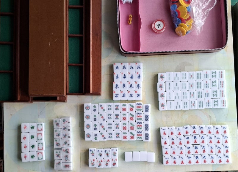 Lion & Globe Majong / mahjong - full set with extras Carousel 1