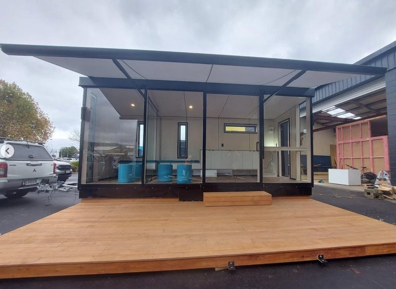 Fully Built Mobile Home / Office – Towing capacity 3.5 tonne Carousel 1