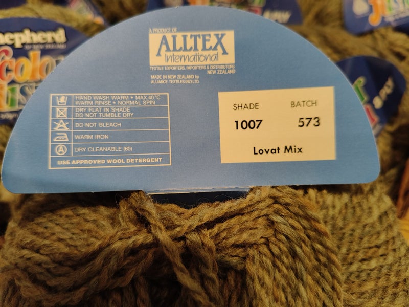 Pure NZ Wool - 8 ply Carousel 4