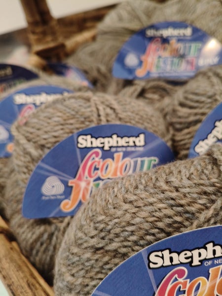 Pure NZ Wool - 8 ply Carousel 1