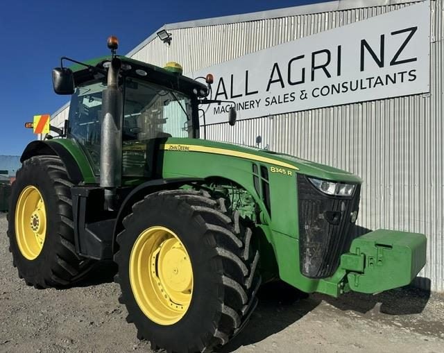 2015 John Deere 8345R Carousel 1