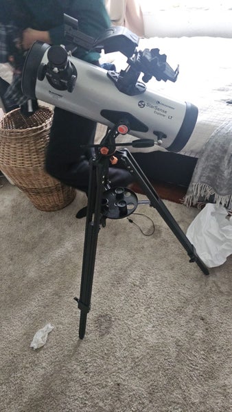 Celestron StarSense Explorer LT 114AZ Carousel 1