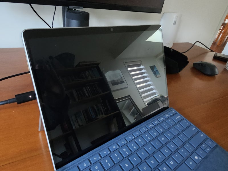 Microsoft Surface Pro 11 16 GB memory 1TB SSD63772865442307112