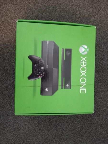 Xbox console, 5 x games + headset Carousel 1