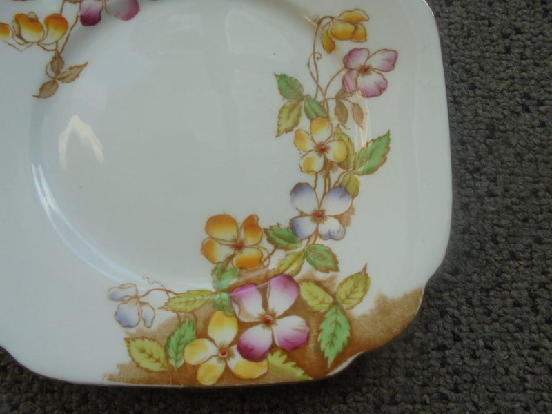 Royal Albert 'Clematis' fine china side plate Carousel 2