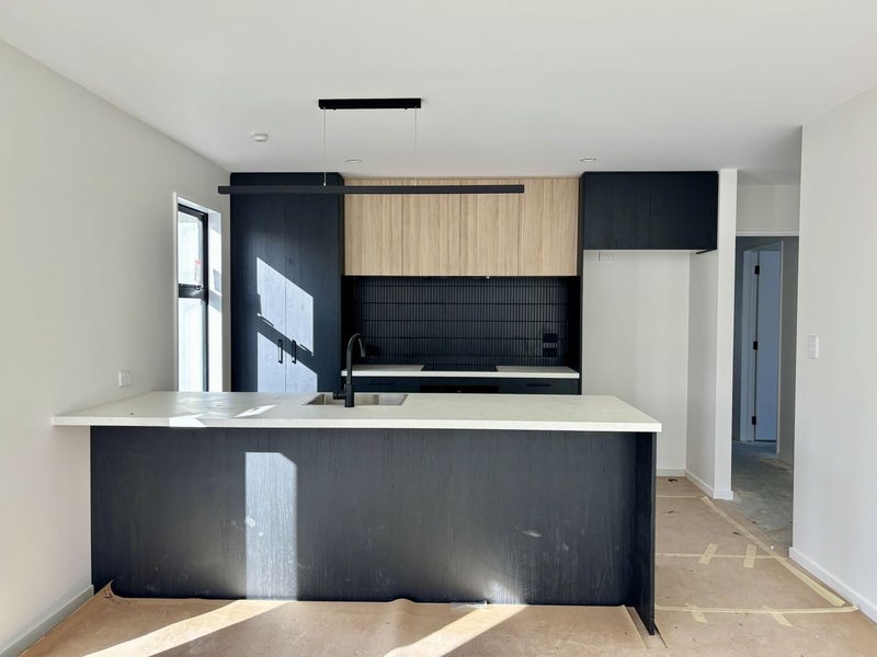 Image 3 of 15