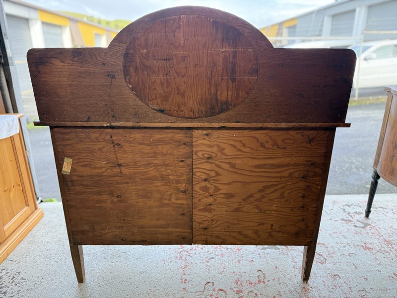 A Quality Solid Oak Arts & Crafts Sideboard Carousel 20