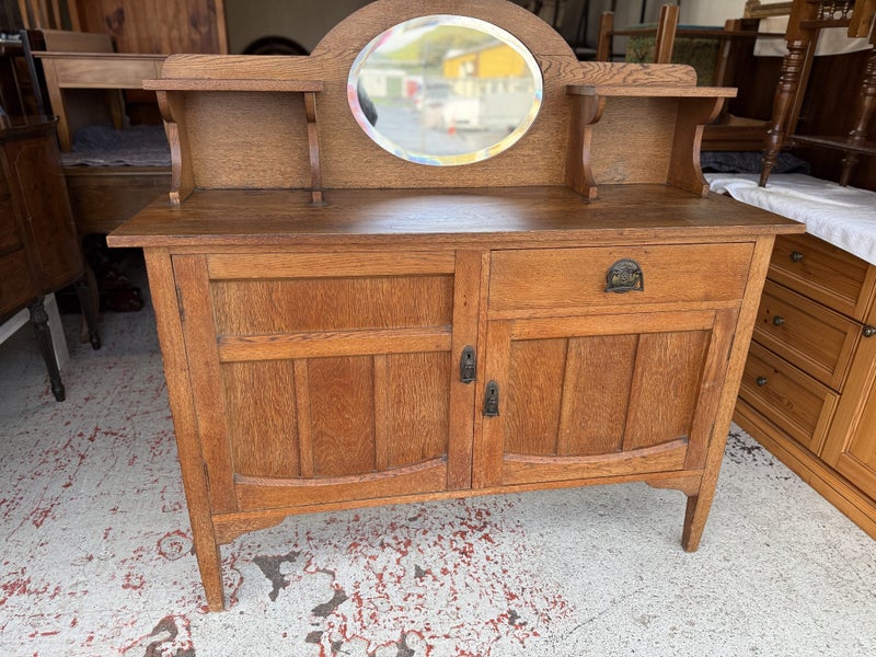 A Quality Solid Oak Arts & Crafts Sideboard Carousel 1