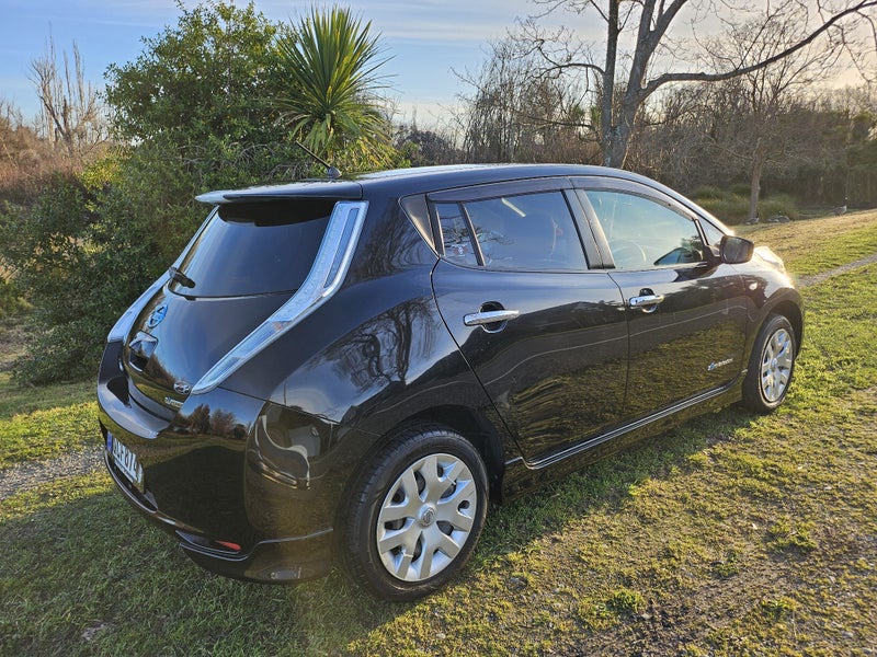 2016 Nissan Leaf64649290914817111