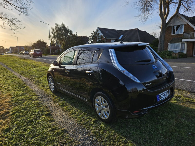 2016 Nissan Leaf64649290914817112