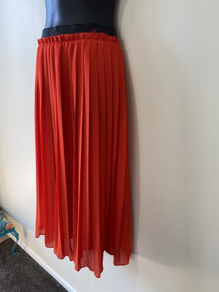 YMC Red Pleated Midi Skirt Elastic Waist Size S64433126892418114