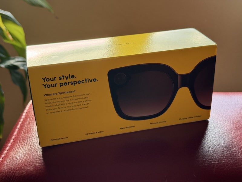 SNAPCHAT SPECTACLES VERONICA - SMART SUNGLASSES SNAP INC. Carousel 1