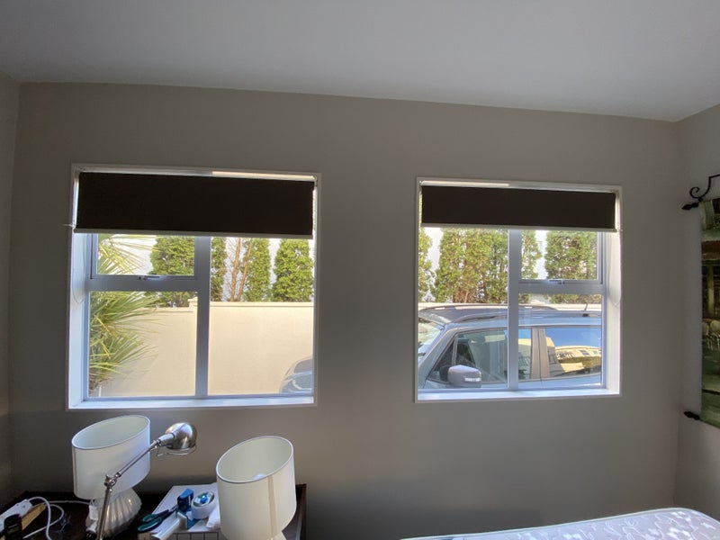 Excellent Condition - House Lot Roller Blinds Carousel 1
